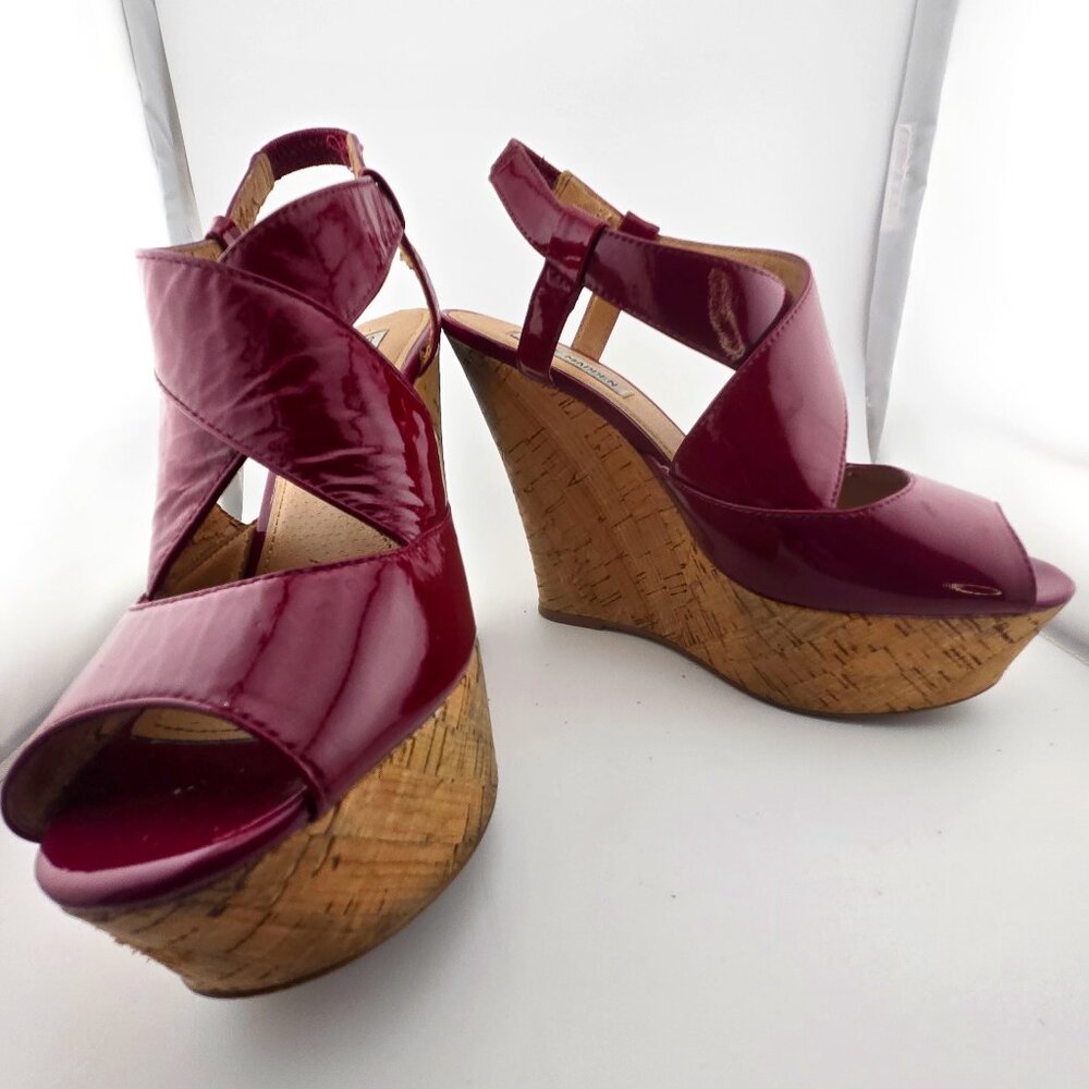 Steve Madden Wheatley Wedge Sandals Women’s 9 Red Leather Cork Platform